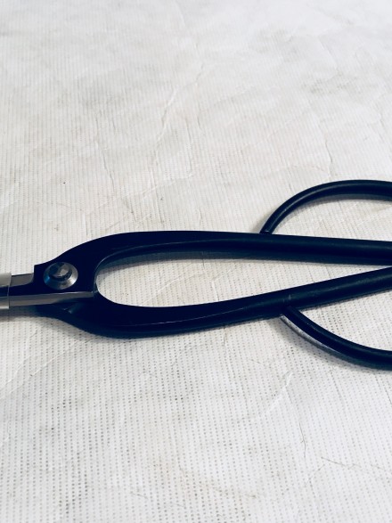 RYUGA TIJERAS MEDIANAS 201MM